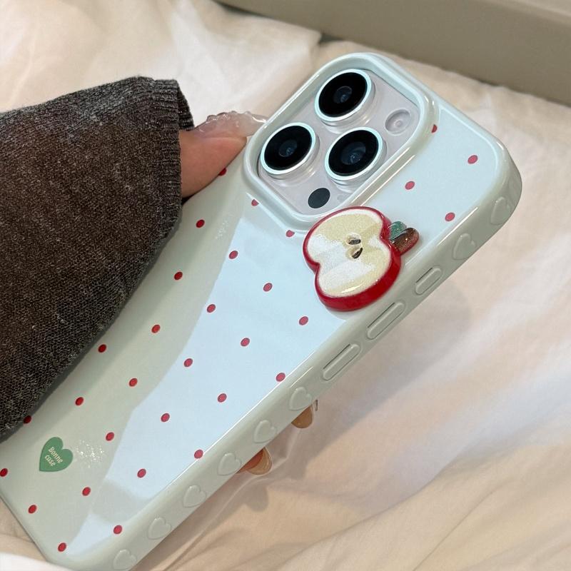 赤いドッド柄 浮き彫りりんご 立体りんごフレッシュ 大人可愛い iPhone