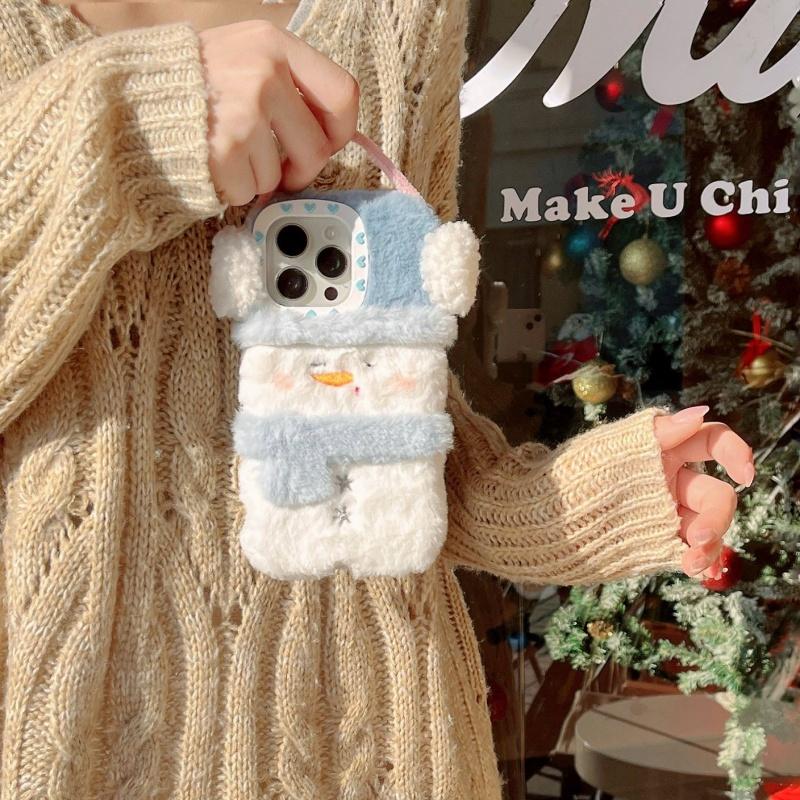 ぬいぐるみ風 ふんわり雪だるま 耳あて雪だるま手提げありスマホケース