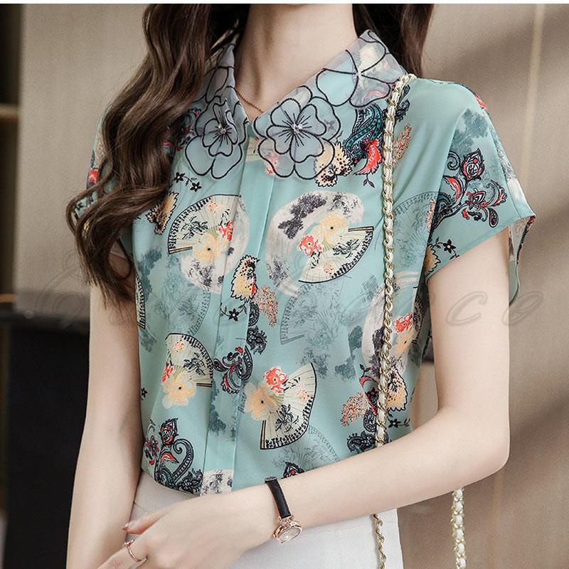 marimekko 花柄 半袖ブラウス 40 marimekko 花柄 半袖ブラウス 40