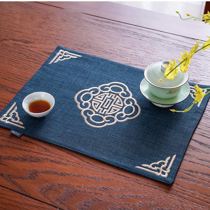再お値下げ☆カロチャ刺繍☆テーブル敷き 71w5WUkz06L._UF350,350_QL50_.jpg