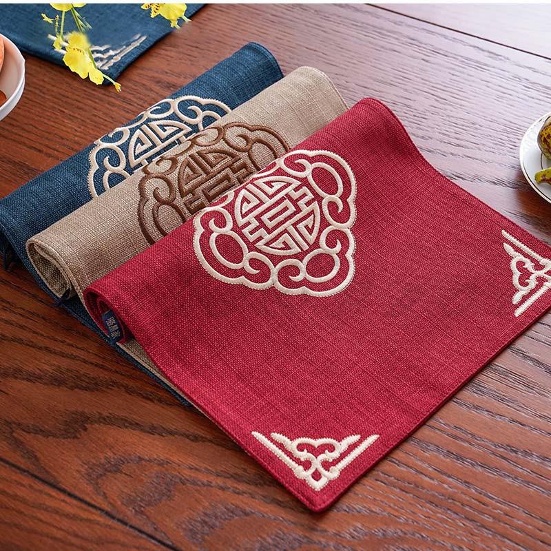 スワトウ刺繍　ランチョンマットとナプキンセット スワトウ刺繍 ランチョンマットとナプキンセット