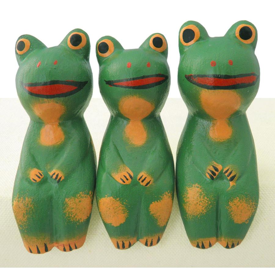 カエル 置物 木彫り お座り蛙トリオ 3個セット 縁起物 開運雑貨 ギフト