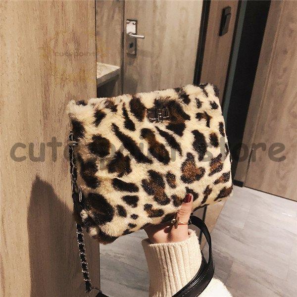 ファーバッグ ショルダーバッグ レディース 肩掛け 豹柄 ヒョウ