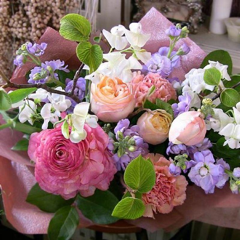 パリスタイルの花屋春の枝と小花のアレンジメント誕生日 結婚祝い 結婚記念日 プレゼント 各種お祝い 記念日に 59 以上節約