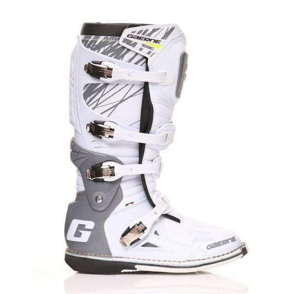 GAERNE（ガエルネ） 国内正規品〔GAERNE〕FASTBACK ＜ホワイト