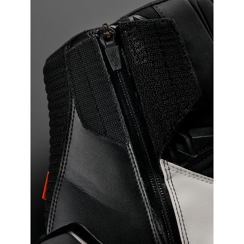 正規品〔HYOD〕 HSF102D 《WHITE/BLACK》ST-X RIDING BOOTS “Mitra D3O