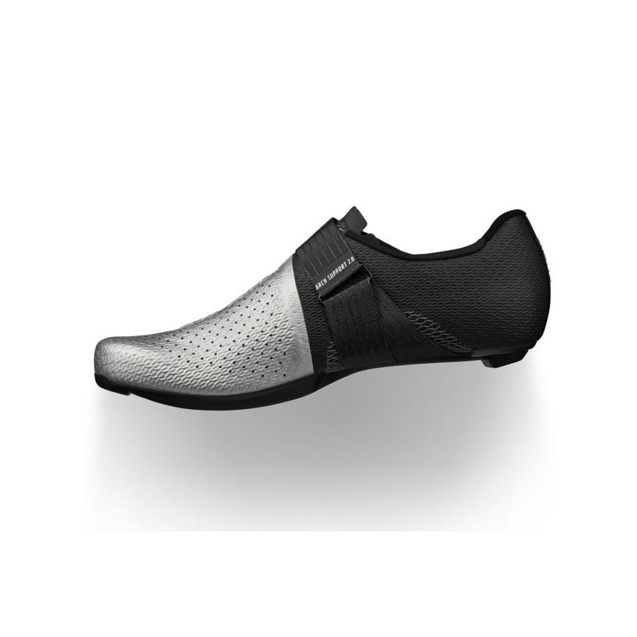 fi'zi:k VENTO stabilita carbon