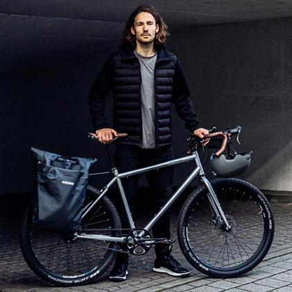 特セール)オルトリーブ(ORTLIEB) ヴァリオ QL2.1/26L サイド