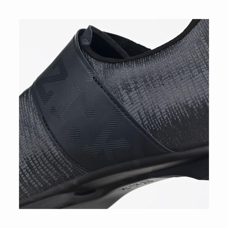 夏トクSALE)fi'zi:k（フィジーク） VENTO INFINITO KNIT CARBON 2 WIDE