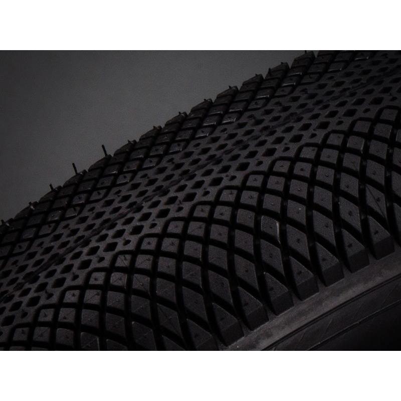特セール)VEE TIRE（ヴィータイヤ） スピードスター ケブラービート