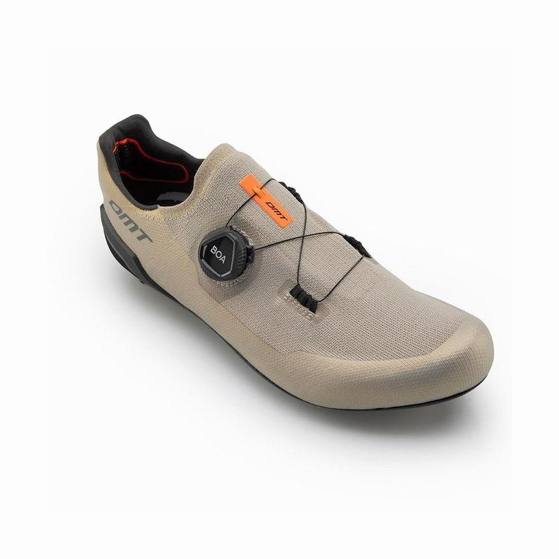 特セール)DMT(ディーエムティー) KR30 ＜サンド＞ ロードシューズ