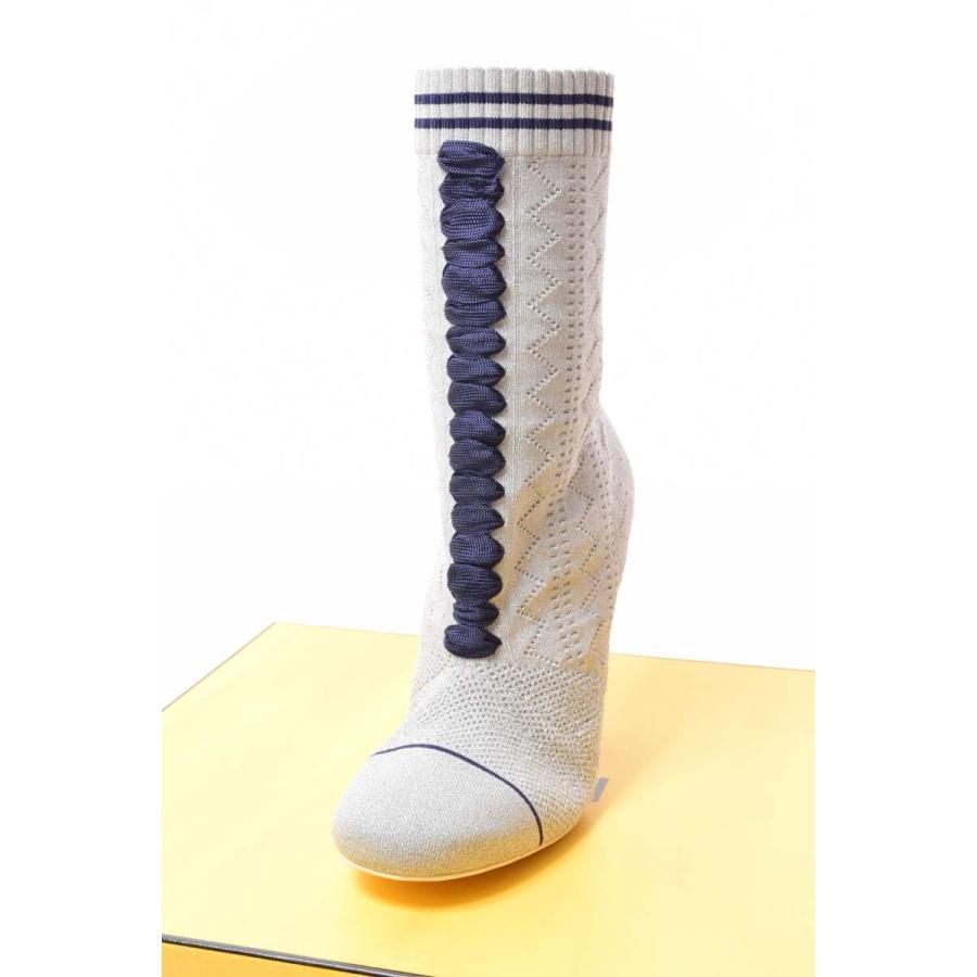 在庫限り Fendi ロココ ラメブーツ 40 グレー フェンディ Cycle Hearts 通販 Yahoo