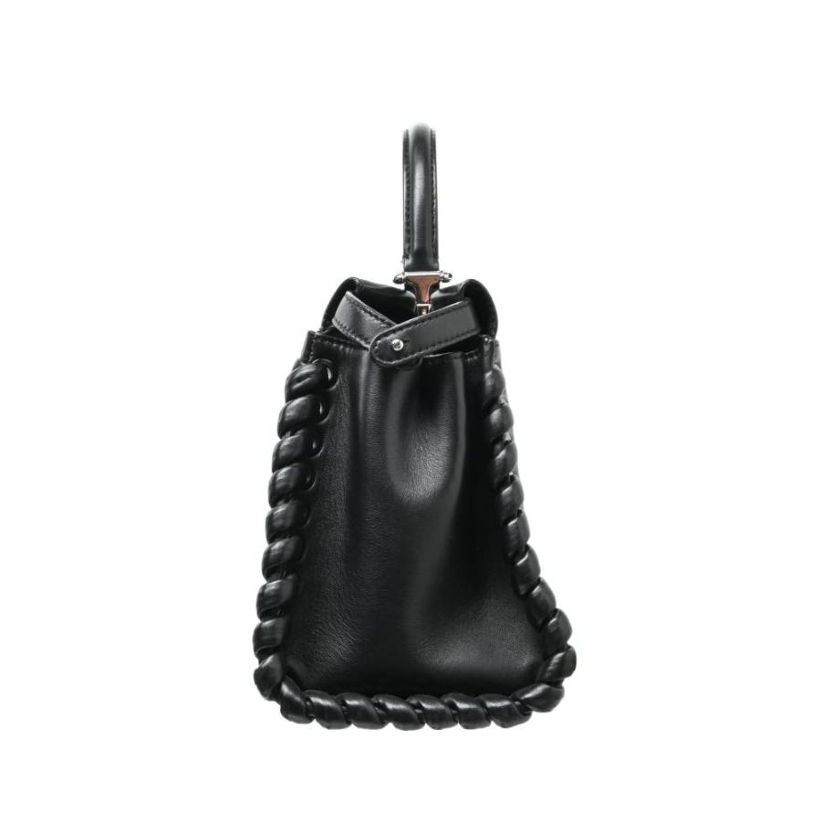 FENDI（フェンディ） ピーカブーミニ 2way レザー ショルダーバッグ 