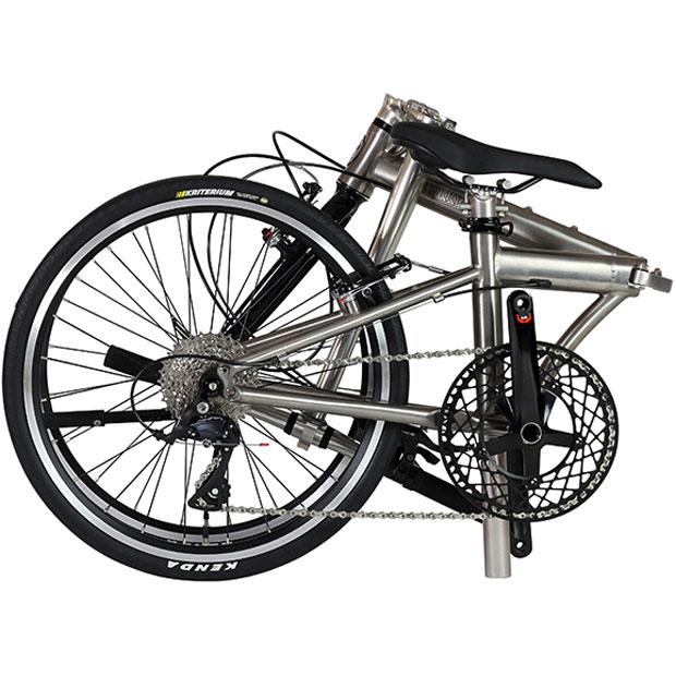 ハリークイン」TITAN 8（チタン 8）20インチ 9段変速 折りたたみ自転車