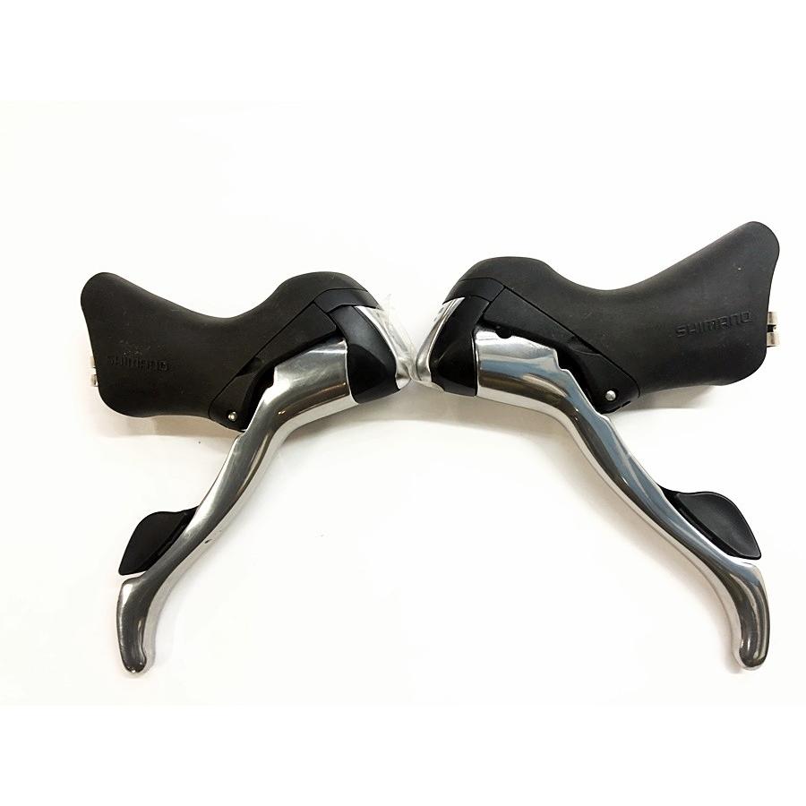 シマノ 超美品 SHIMANO ST-R700 STIレバー シフター ブラック シマノ 超美品 SHIMANO ST-R700 STIレバー シフター ブラック