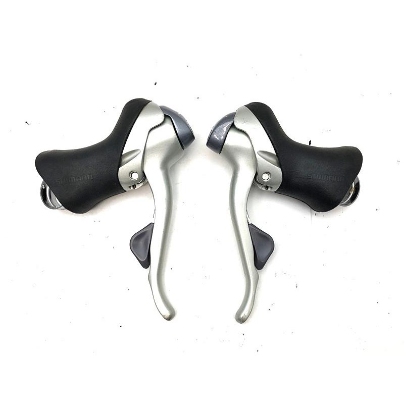 ジャンク シマノ SHIMANO 105 1050系 コンポセット サビ有り STI ジャンク シマノ SHIMANO 105 1050系 コンポセット サビ有り STI