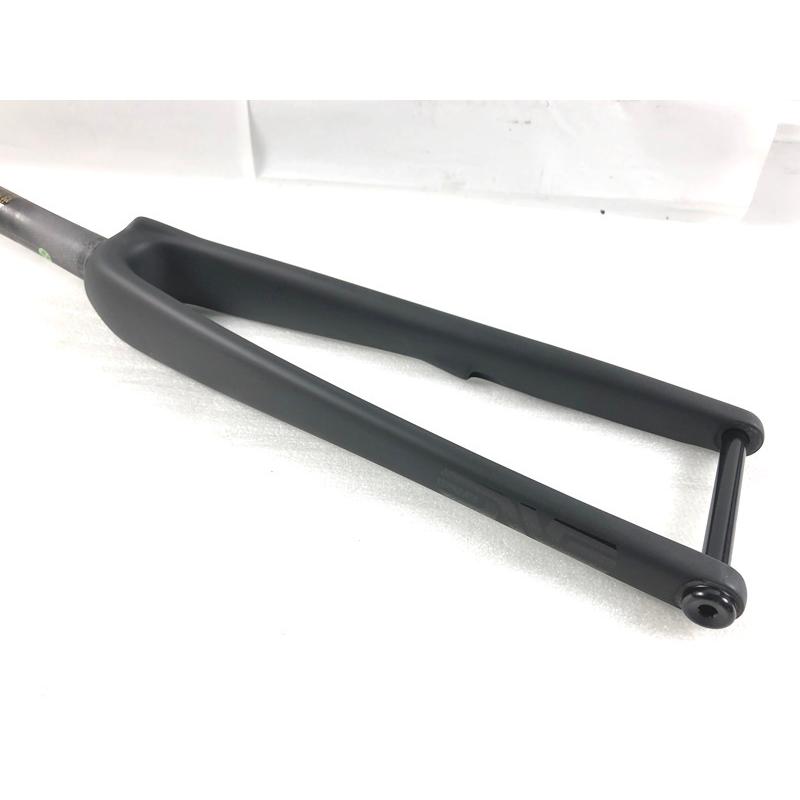 未使用品 エンヴィ ENVE ROAD FORK フロントフォーク 700c 未使用品 エンヴィ ENVE ROAD FORK フロントフォーク 700c