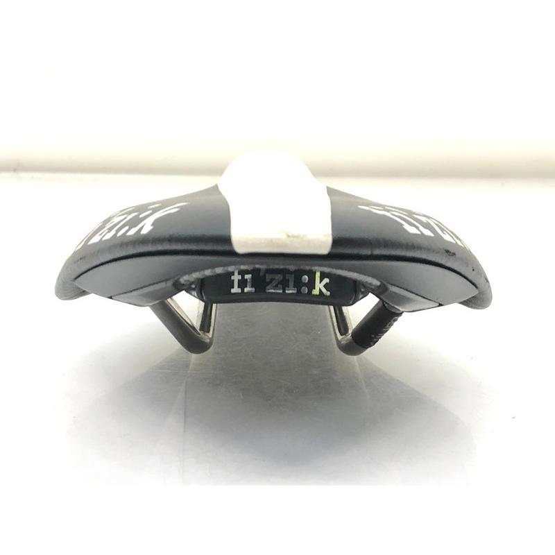 フィジーク Fizik アリオネR3 ARIONE R3 サドル Kiumレール フィジーク Fizik アリオネR3 ARIONE R3 サドル Kiumレール