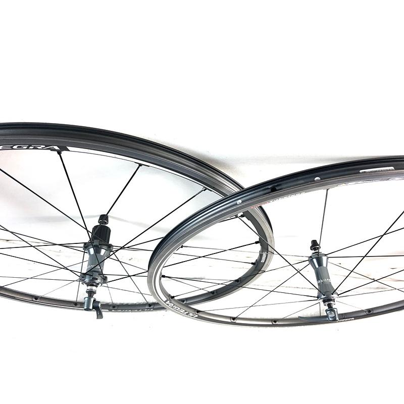 シマノ SHIMANO アルテグラ WH-6700 ULTEGRA ホイールセット 10 シマノ SHIMANO アルテグラ WH-6700 ULTEGRA ホイールセット 10