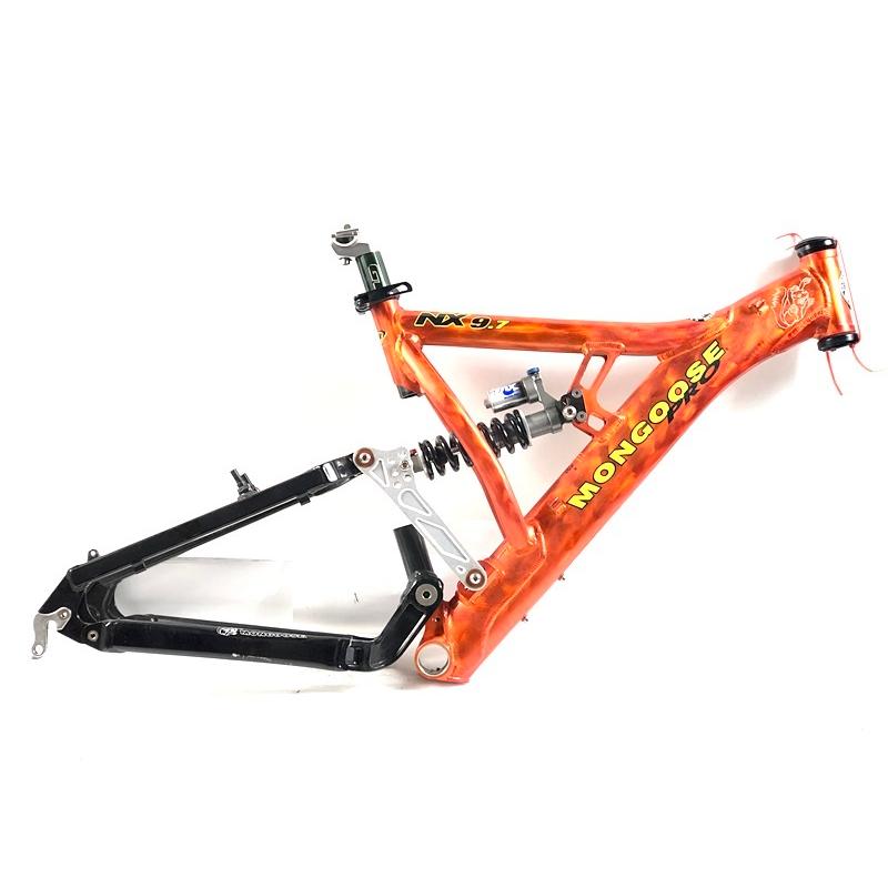 訳アリ マングース MONGOOSE NX9.7 フレーム 1999年頃 Sサイズ 訳アリ マングース MONGOOSE NX9.7 フレーム 1999年頃 Sサイズ