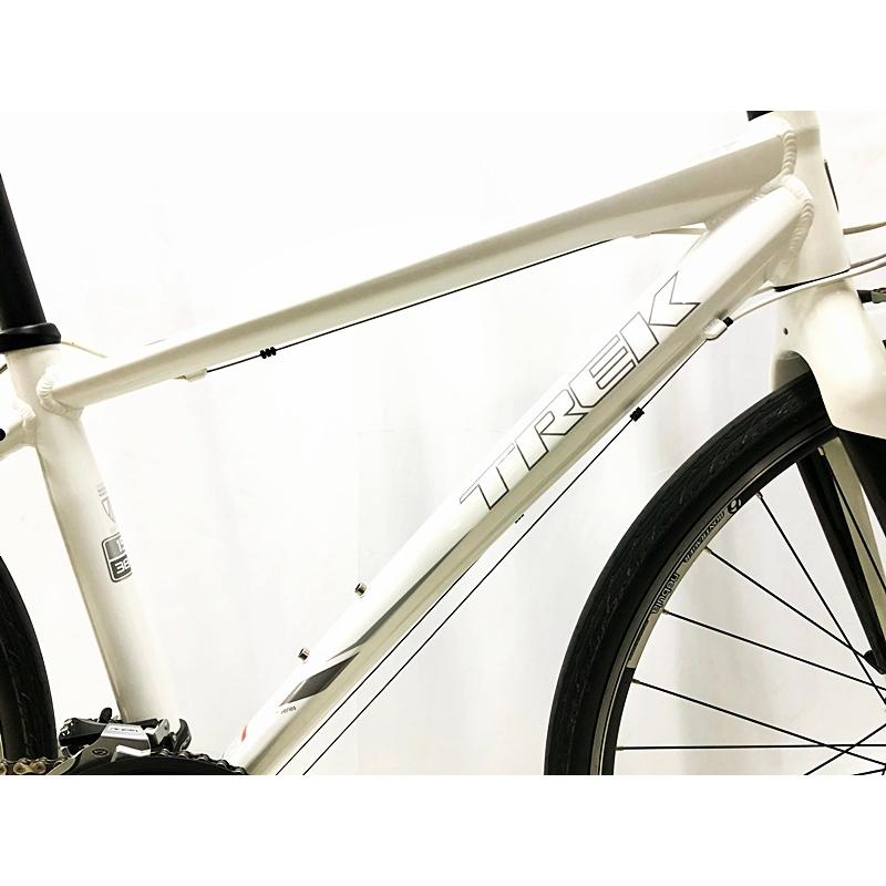 クロスバイク FX7.4 身長175-185cm 定価8.8万円 white - 自転車本体 クロスバイク FX7.4 身長175-185cm 定価8.8万円 white - 自転車本体