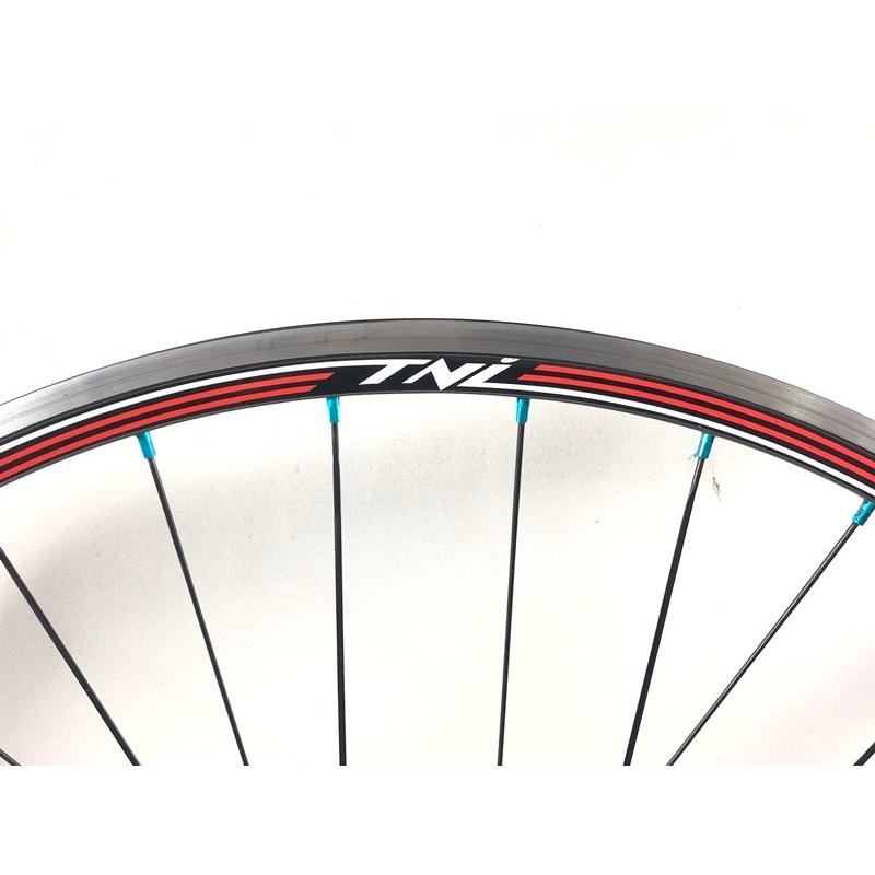訳アリ ティーエヌアイ TNI AL22 リム EVOLUTION LIGHT ハブ 訳アリ ティーエヌアイ TNI AL22 リム EVOLUTION LIGHT ハブ