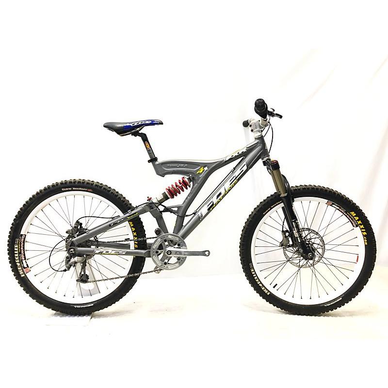 ○ 訳アリ フォーズ Foes FXR 4X 2004年頃フルサス 24インチ ○ 訳アリ フォーズ Foes FXR 4X 2004年頃フルサス 24インチ