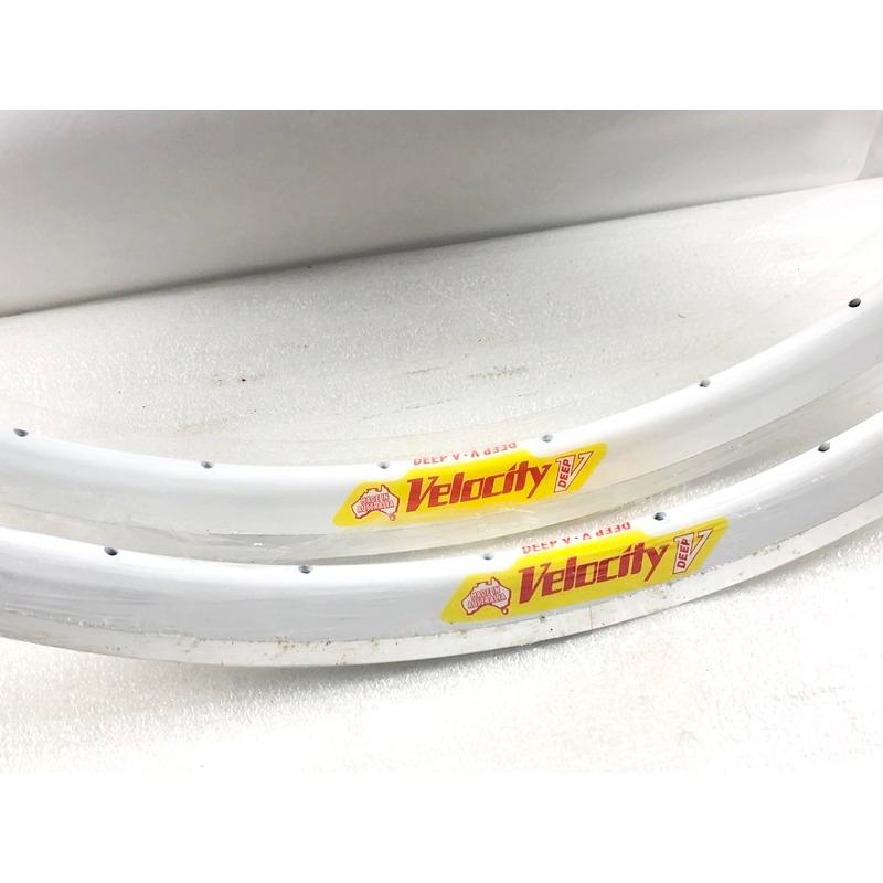 未使用品 ヴェロシティ VELOCITY DEEP V ホワイト リム2本セット 700c