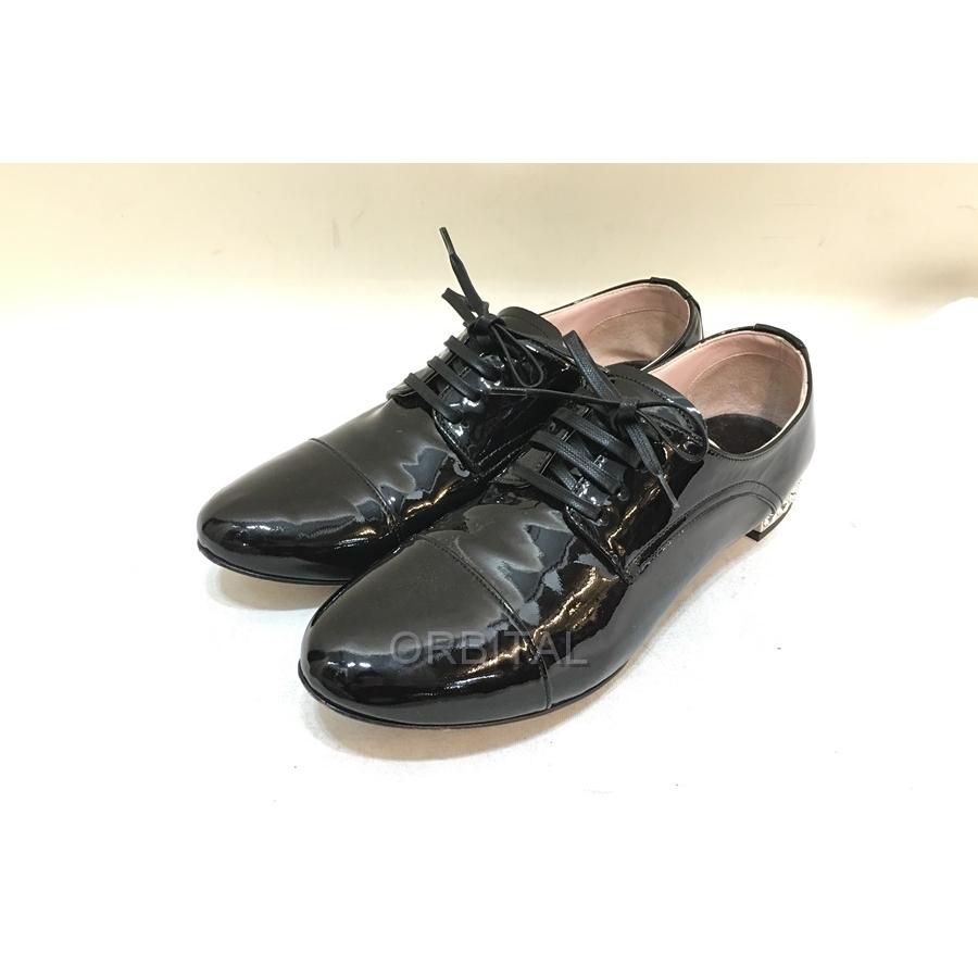 miu 経堂) ミュウミュウ miumiu パテントレザー レースアップ シューズ 