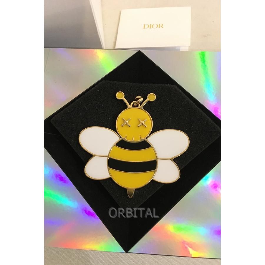 ブランド 二子玉) Dior HOMME×KAWS ディオールオム×カウズ Bee ブランド 二子玉) Dior HOMME×KAWS ディオールオム×カウズ Bee