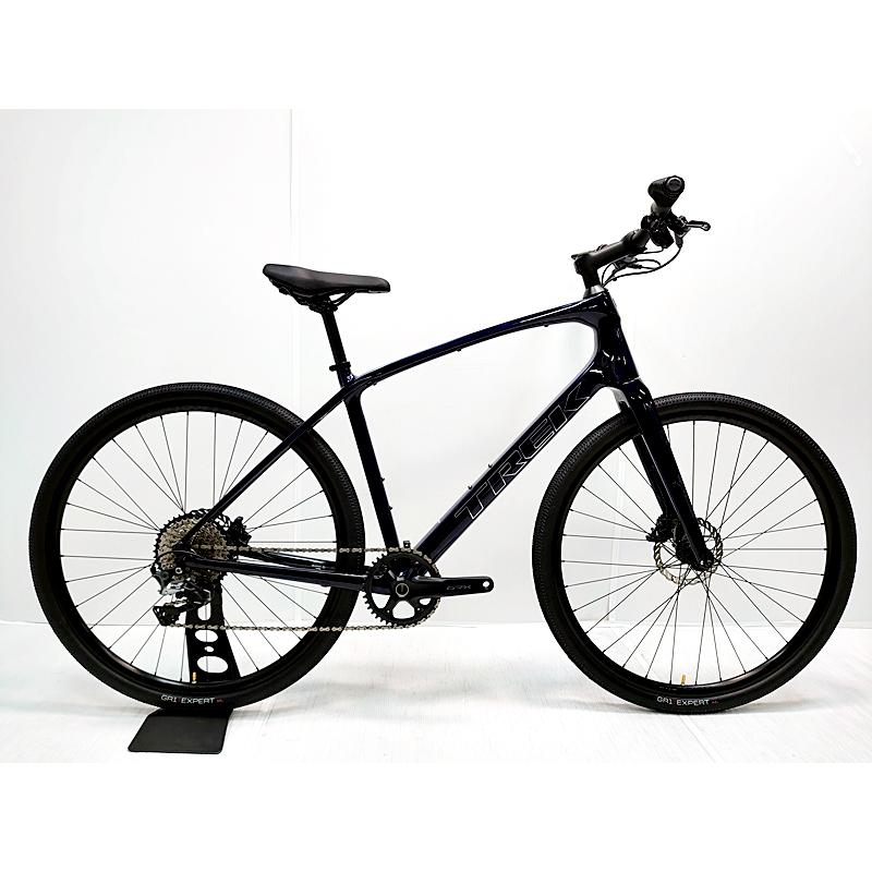 トレック（TREK） ▽▽美品 TREK FX SPORT 5 2022年モデル カーボン 