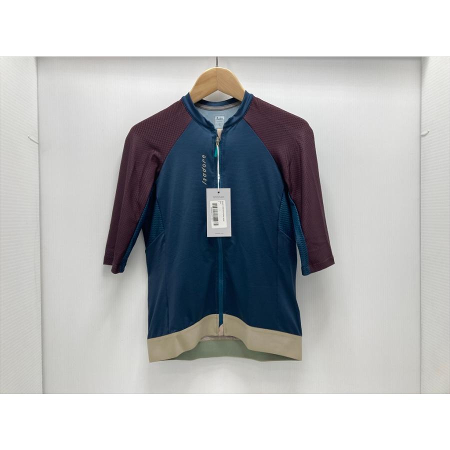 【新品】isoles/イゾレス/半袖ジャージ/XSsize XS isoles 新品】isoles/イゾレス/半袖ジャージ/Ssize 【公式通販】