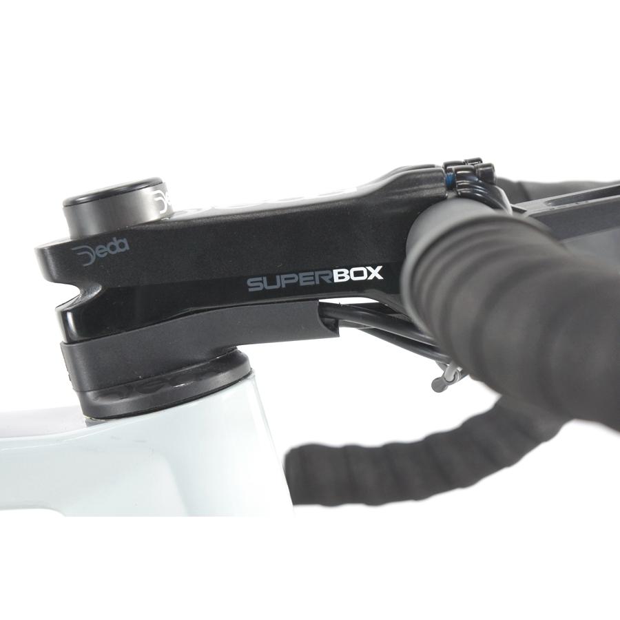 フォーカス FOCUS イザルコマックス ディスク9 アルテグラ Di2 XS 美品！ フォーカス FOCUS イザルコ マックス IZALCO MAX DISC 9