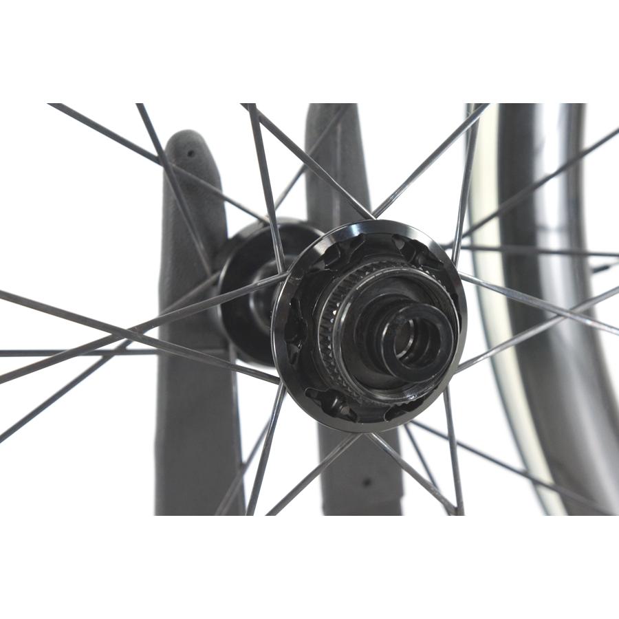 ◇◇ボントレガー BONTRAGER AEOLUS RSL 37 DISC クリンチャー ◇◇ボントレガー BONTRAGER AEOLUS RSL 37 DISC クリンチャー