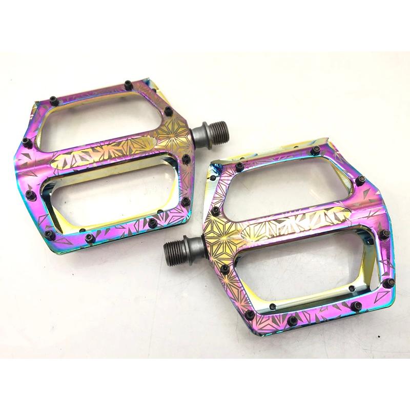 スパカズ[SUPACAZ] フラットペダル オイルスリック MTB