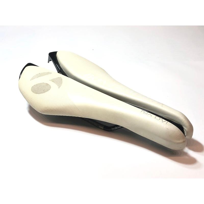 ボントレガー BONTRAGER hilo RXL サドル hollow Tiレール TT
