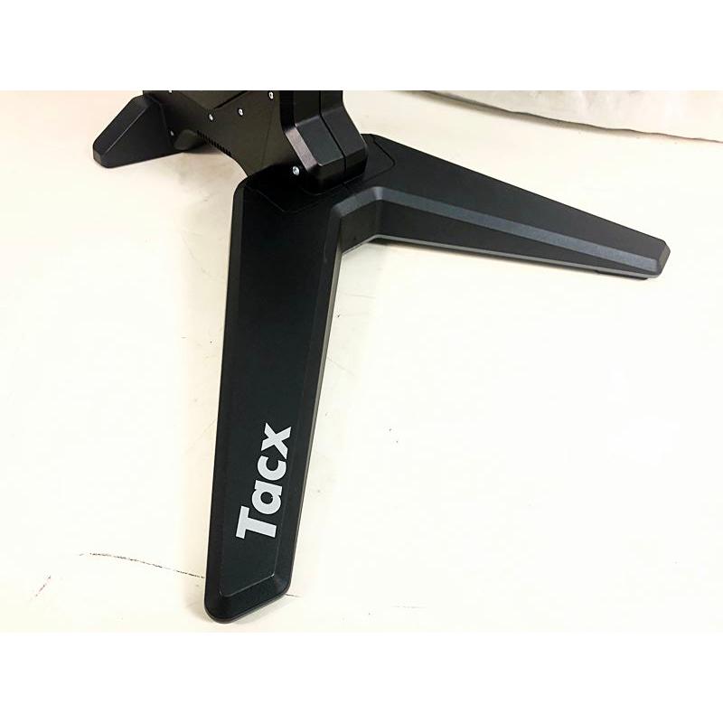 Tacx FLUX S smart スマートローラー Tacx FLUX S Smart スマートトレーナーで室内練習をもっと楽しく