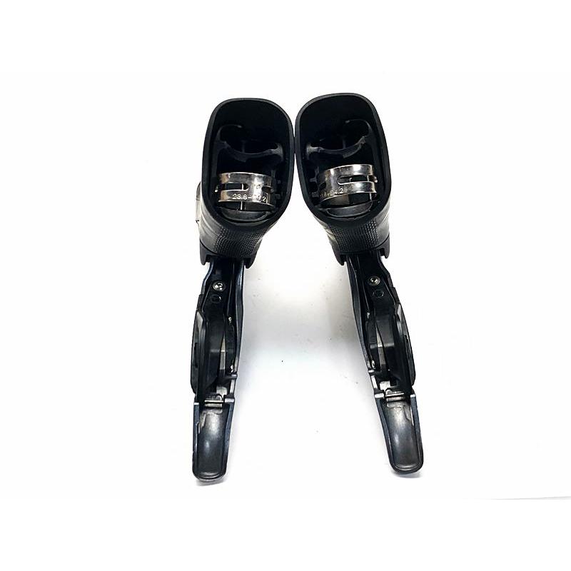 シマノ SHIMANO アルテグラ ULTEGRA ST-6870 STIレバー 左右 シマノ SHIMANO アルテグラ ULTEGRA ST-6870 STIレバー 左右
