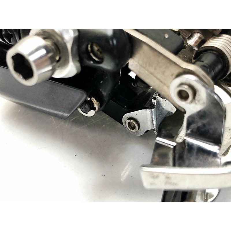美品 シマノ SHIMANO アルテグラ ULTEGRA FD-R8050 フロント