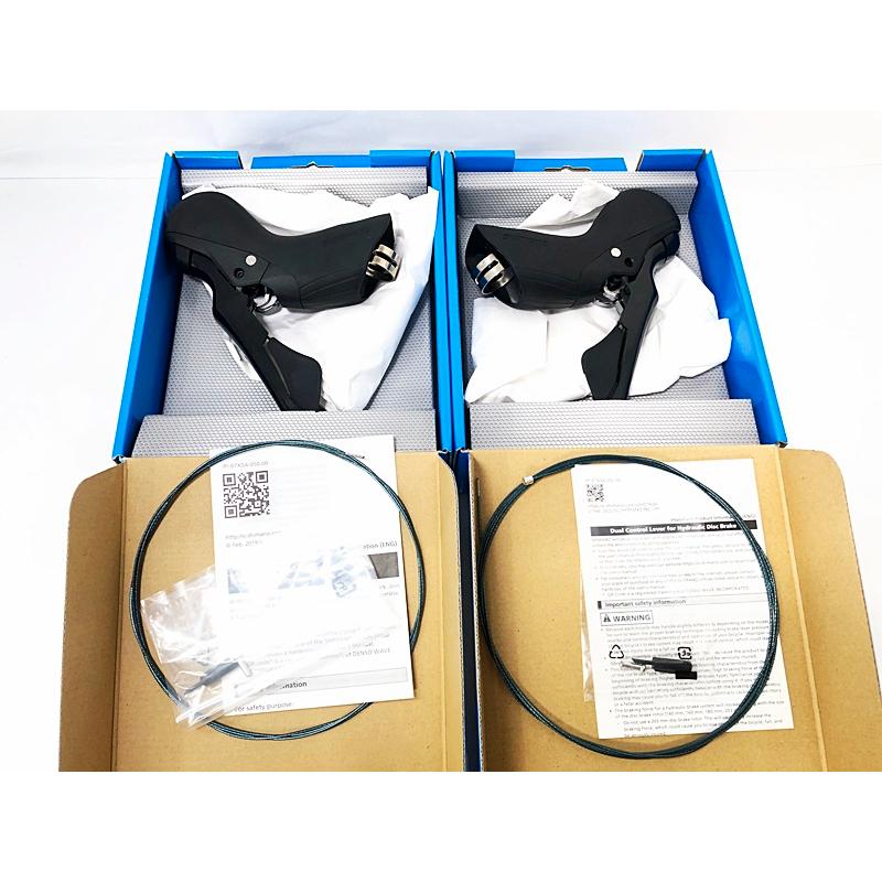 【中古】Shimano 105 ST-R7020 油圧 2×11s 左右 シマノ（SHIMANO） 未使用品 SHIMANO 105 ST-R7020 左右セット 2×11速