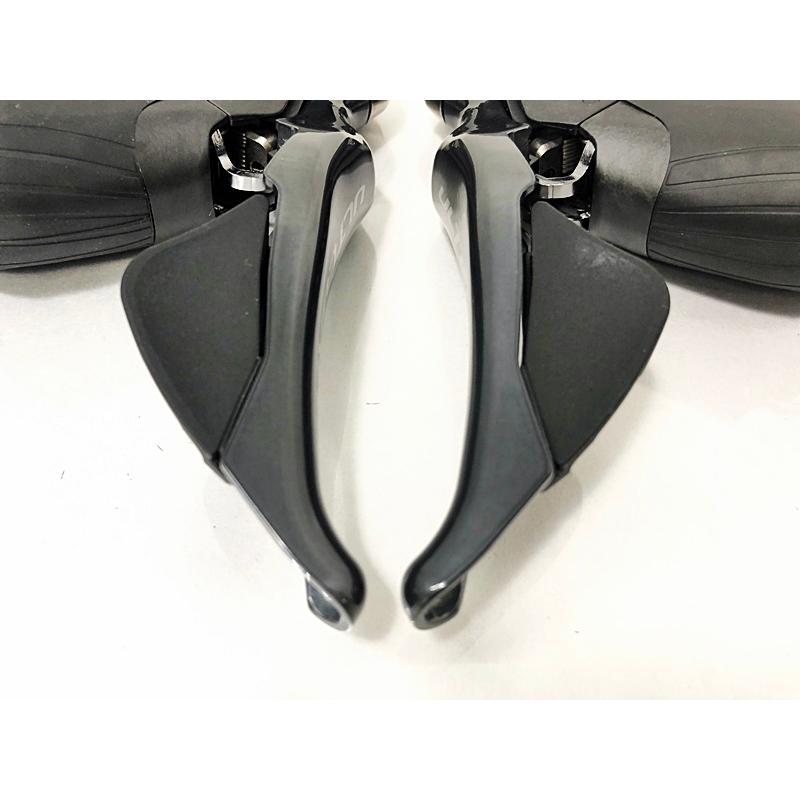 シマノ 未使用品 SHIMANO アルテグラ ULTEGRA ST-R8025 左右