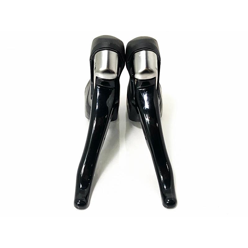 美品！Shimano 105 5700 シフター・レバー セット シマノ SHIMANO 105 ST-5700 左右セット 2×10速 変速レバー