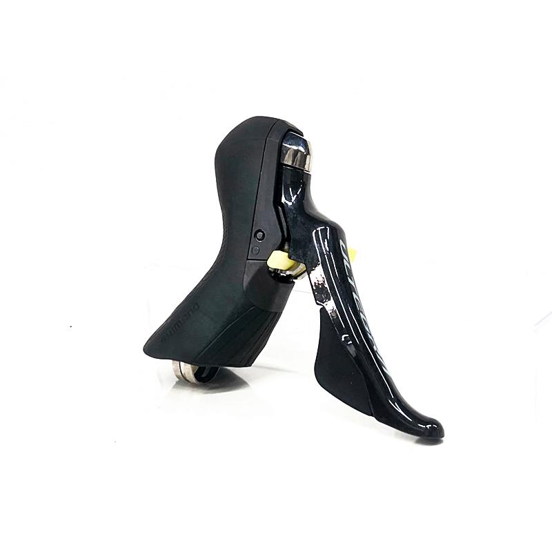 ST R8020 shimano ultegra　シマノ　アルテグラ Shimano Ultegra ST-R8020 Shifters and Disc Brake Calipers