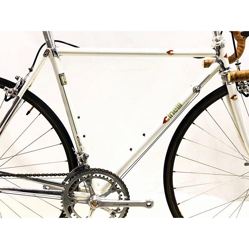 【最終特価】チネリ　スーパーコルサ　フルカンパニョーロ CINELLI（チネリ）の名車スーパーコルサ。カンパニョーロを採用