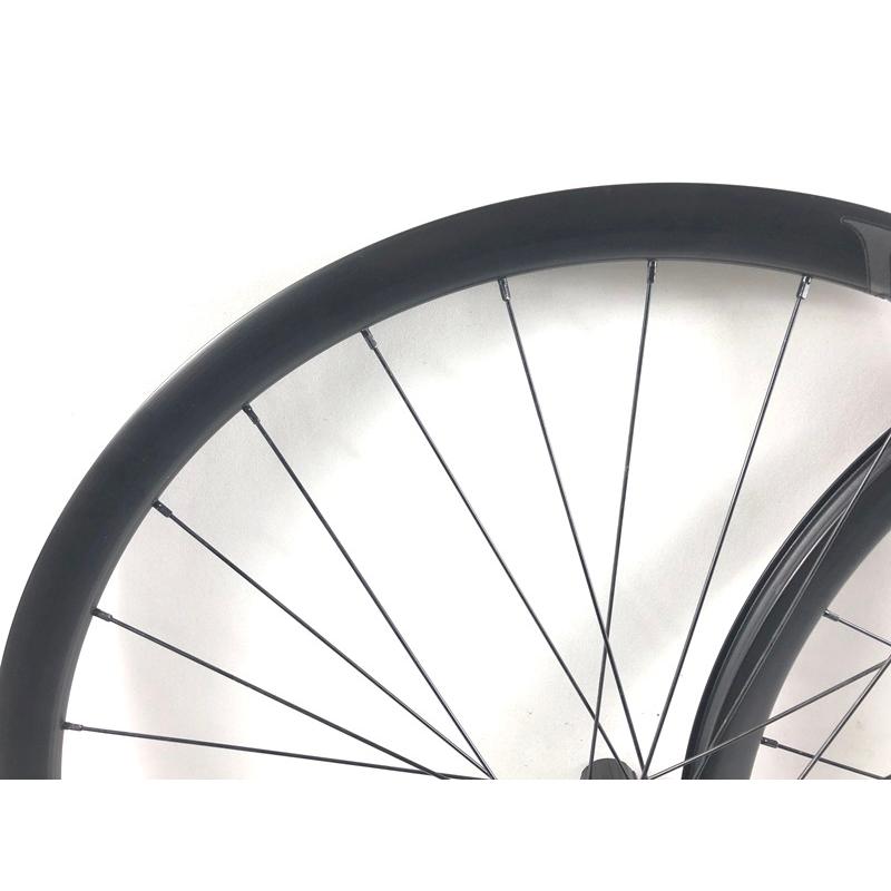 スペシャライズド SPECIALIZED シラスX完成車外しホイール