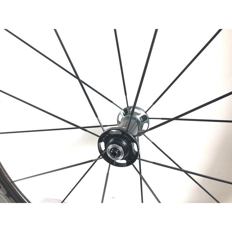 シマノ　デュラエース カーボンホイールセット　WH-R9100 シマノ デュラエース カーボンホイールセット WH-R9100 シマノ 新型