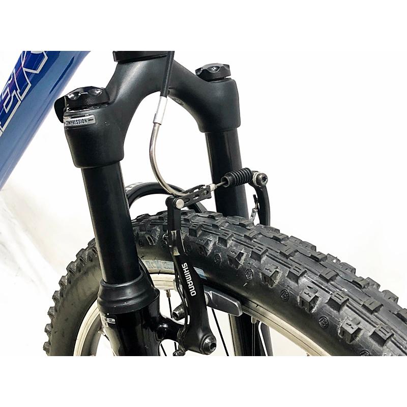 トレック 訳アリ TREK 6500 Vブレーキ仕様 2006年頃 26インチ トレック 訳アリ TREK 6500 Vブレーキ仕様 2006年頃 26インチ