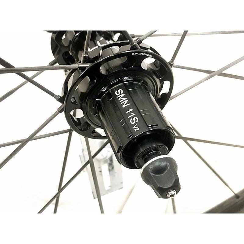 美品 ウィンスペース WINSPACE ルン ハイパー LUN HYPER R33