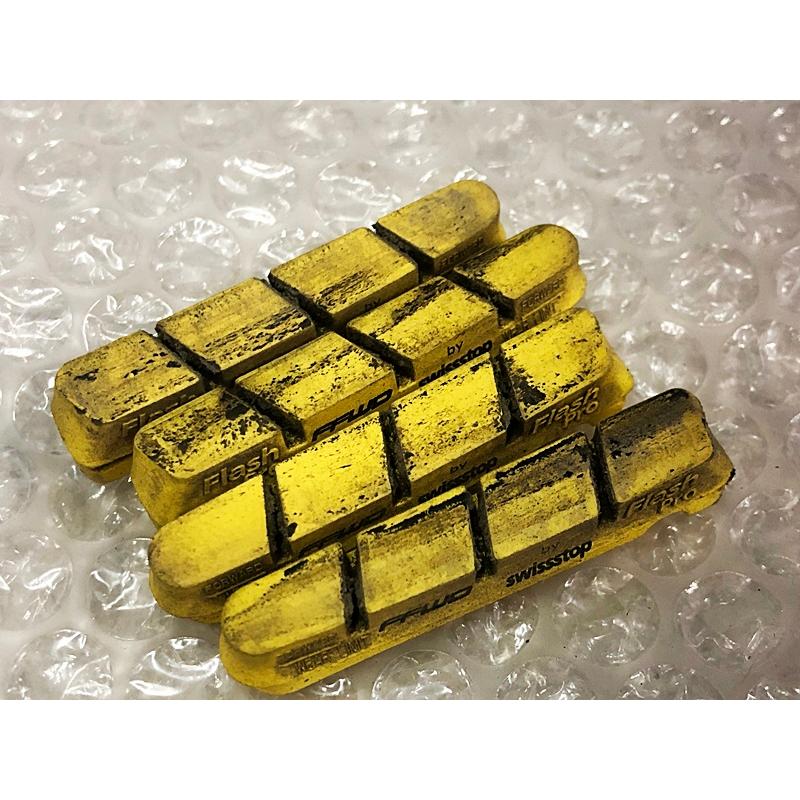 FFWD 日本限定マットブラック＆レッドスポーク仕様 F6R 240S チューブ