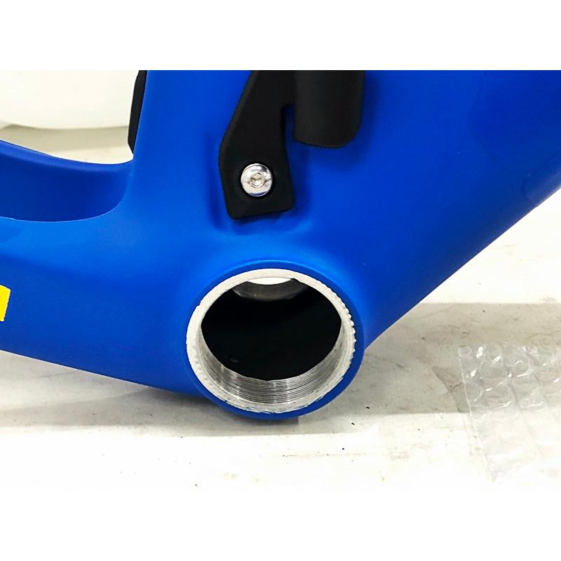 トレック 超美品 TREK DOMANE RSL ロード フレームセット 2024年 トレック 超美品 TREK DOMANE RSL ロード フレームセット 2024年